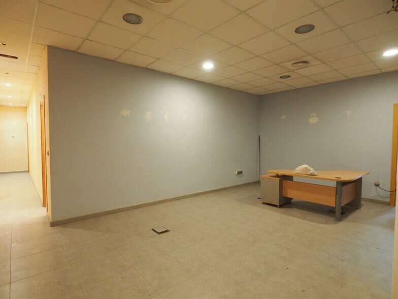 Local en València, Valencia en alquiler - Foto del edificio - Imagen 3 de 4