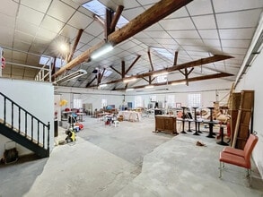 21 Rue Gambetta, Fontaines-sur-Saône en alquiler Foto del edificio- Imagen 2 de 11