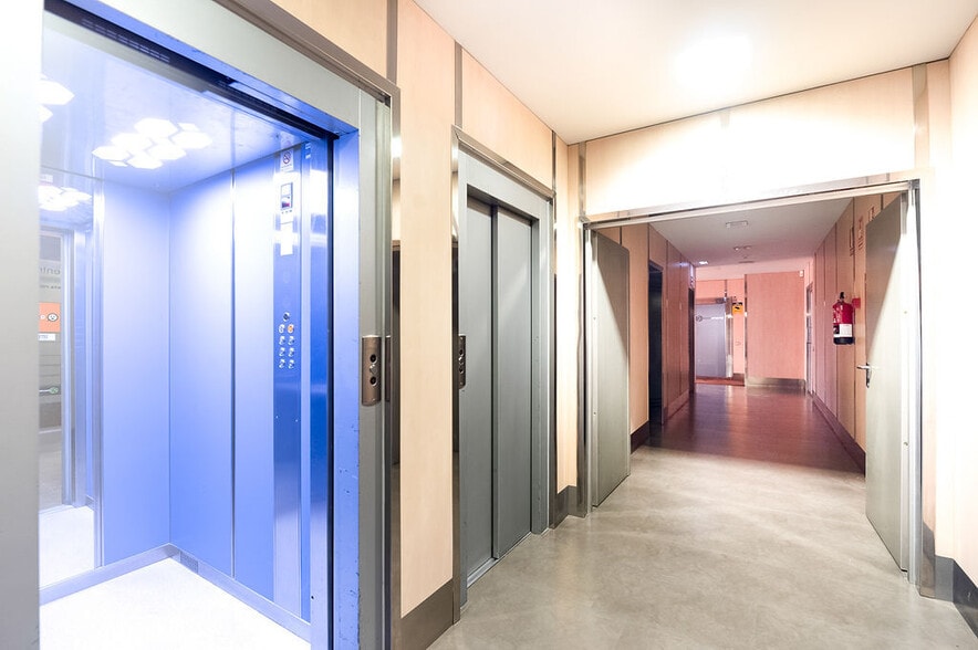 Carrer de Llorenç Agustí Claveria, Lleida, Lérida en venta - Foto del edificio - Imagen 3 de 17