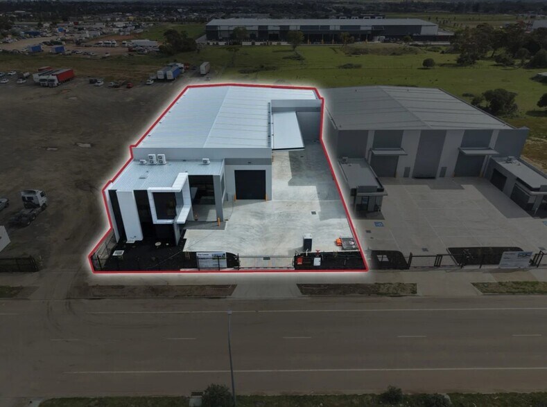 41 Volk Rd, Cranbourne West en alquiler - Foto del edificio - Imagen 1 de 4