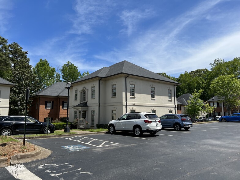 2860 Johnson Ferry Rd, Marietta, GA en alquiler - Foto del edificio - Imagen 3 de 7