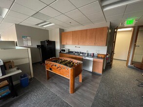 16300 Christensen Rd, Tukwila, WA en alquiler Foto del interior- Imagen 2 de 9