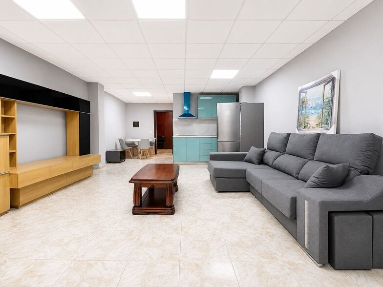 Local en Las Palmas de Gran Canaria en venta - Foto del interior - Imagen 2 de 23