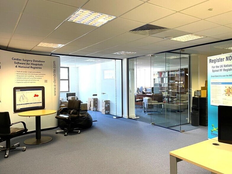 Station Rd, Henley On Thames en venta - Foto del interior - Imagen 2 de 12