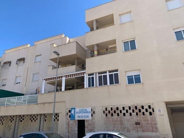 Local en Almería, Almería en venta - Foto del edificio - Imagen 1 de 12