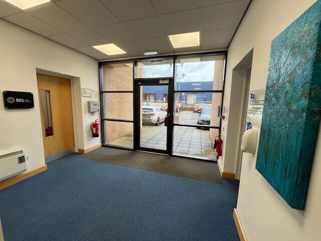 4-6 Porters Wood, St Albans en venta - Foto del interior - Imagen 3 de 4