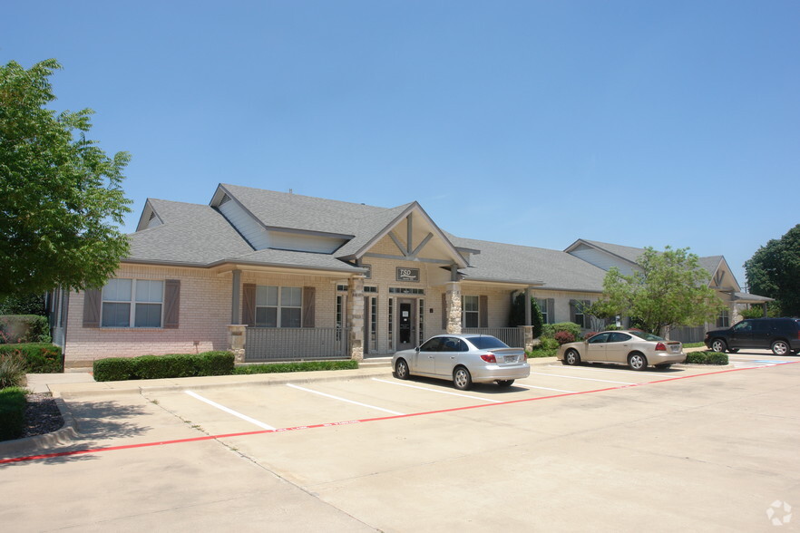 2613 Sagebrush Dr, Flower Mound, TX en alquiler - Foto del edificio - Imagen 3 de 6