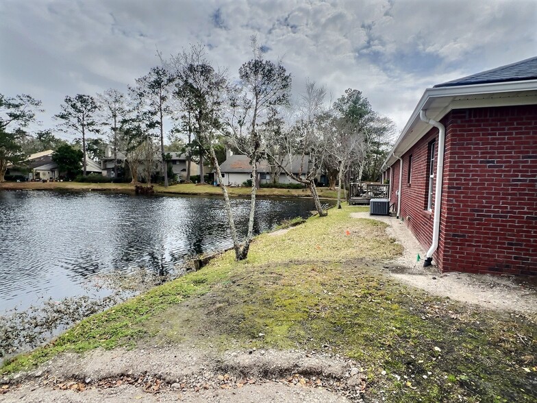 9957 Moorings Dr, Jacksonville, FL en venta - Foto del edificio - Imagen 2 de 19