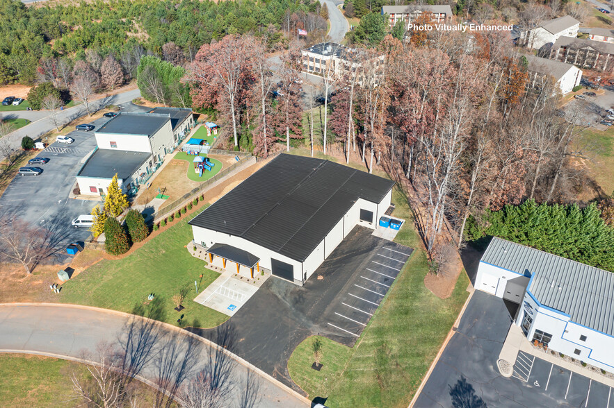 357 Cornelius Rd, Mooresville, NC en venta - Foto del edificio - Imagen 3 de 38