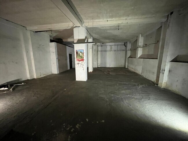 Más detalles de Calle Conde de Benavente, 5, Valladolid - Local en venta