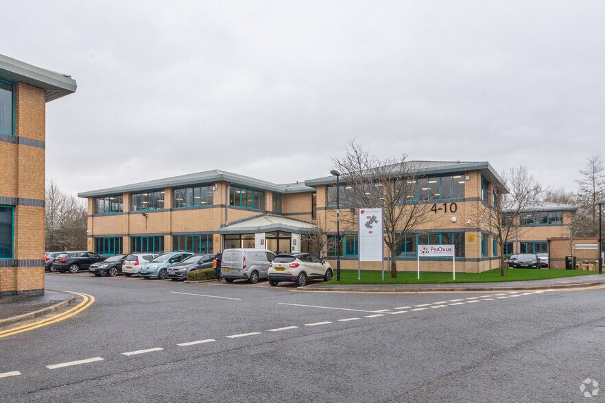 4-10 The Quadrant, Abingdon en alquiler - Foto del edificio - Imagen 1 de 7