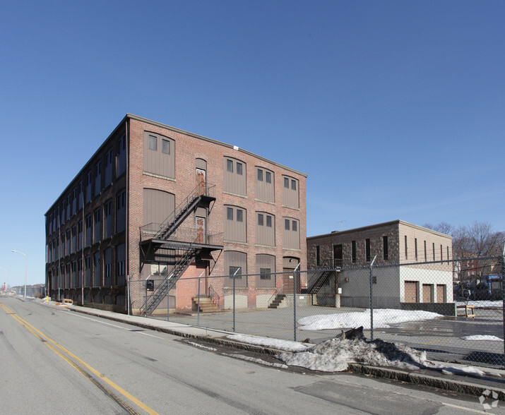 35 Armory St, Worcester, MA en alquiler - Foto del edificio - Imagen 1 de 2