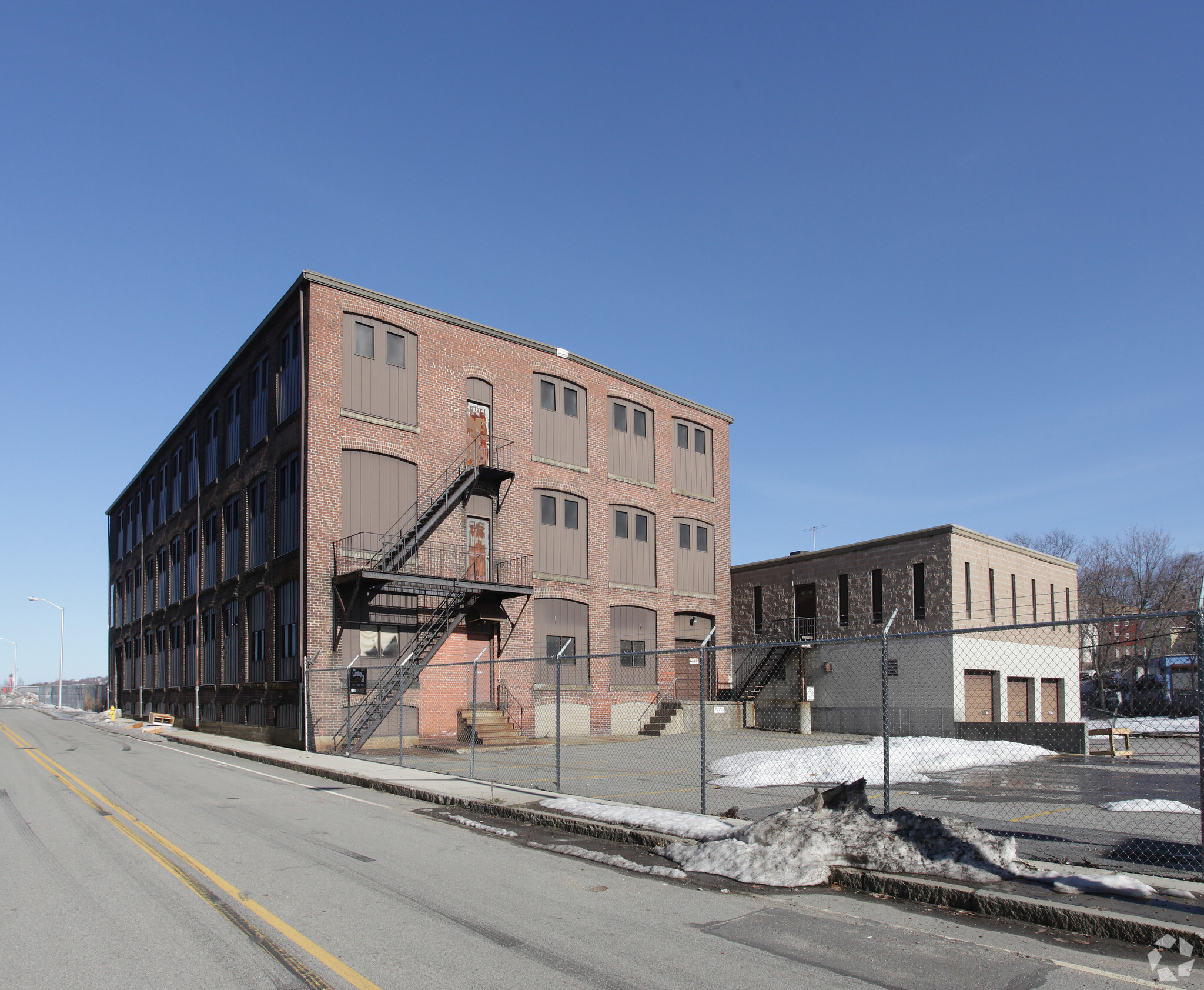 35 Armory St, Worcester, MA en alquiler Foto del edificio- Imagen 1 de 3