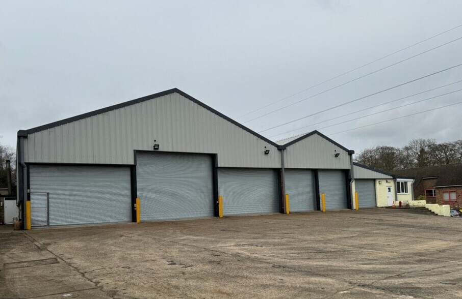 Wallage Ln, Crawley en alquiler - Foto del edificio - Imagen 1 de 1