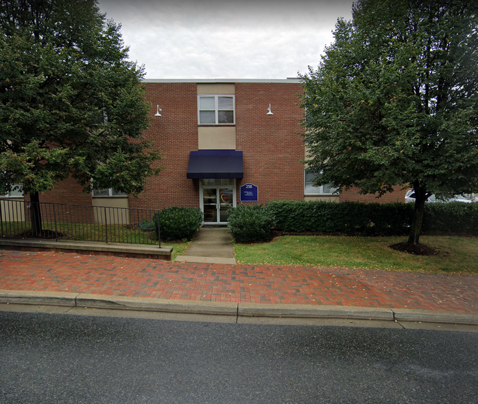 25 Chestnut St, Gaithersburg, MD en alquiler - Foto del edificio - Imagen 3 de 7