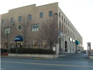 2600 W Broadway, Louisville, KY en alquiler - Foto del edificio - Imagen 1 de 1