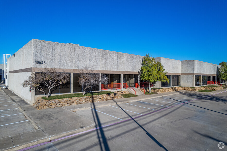 10525-10625 Newkirk St, Dallas, TX en alquiler - Foto del edificio - Imagen 3 de 24