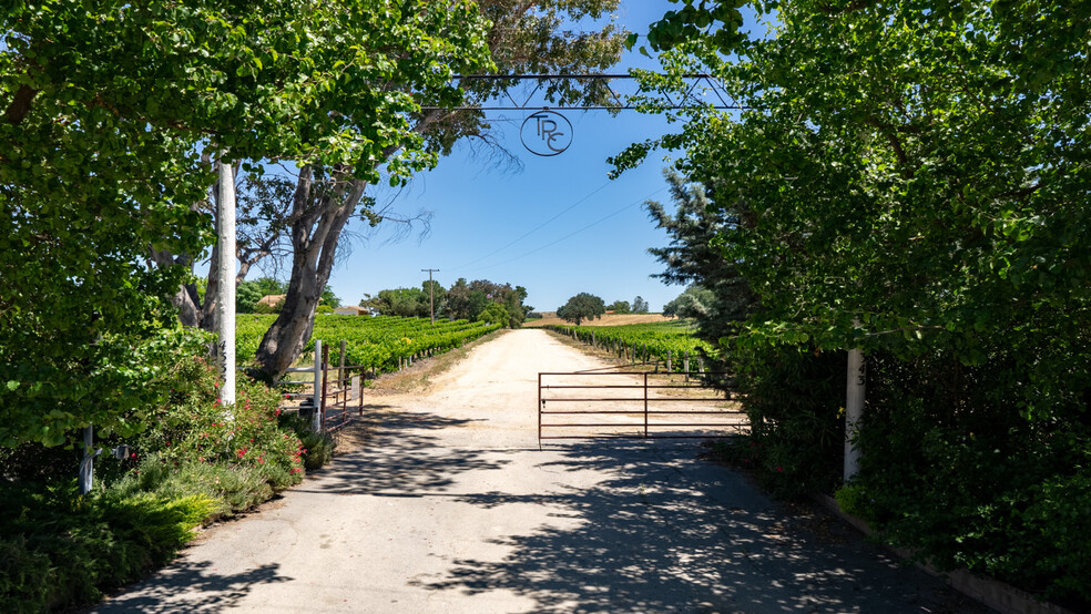 4335 E Highway 41, Paso Robles, CA en venta - Otros - Imagen 1 de 9