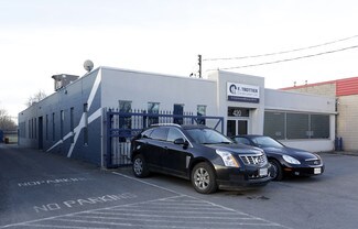 Más detalles de 420 Mcarthur Ave, Ottawa, ON - Oficina en venta