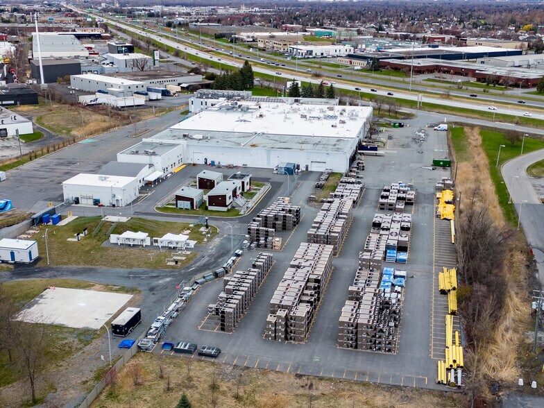 1350 Rue Nobel, Boucherville, QC en alquiler - Foto del edificio - Imagen 1 de 13