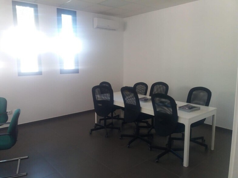 Local en Cáceres, Cáceres en venta - Foto del edificio - Imagen 2 de 7