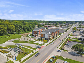 6101-6123 Nieman Road, Shawnee, KS - vista aérea  vista de mapa - Image1