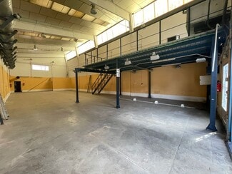 Más detalles de Nave en alquiler