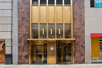 111 N Wabash Ave, Chicago, IL en alquiler Foto del edificio- Imagen 2 de 32