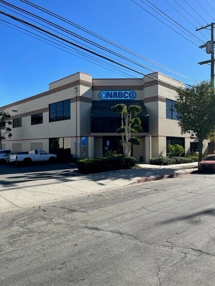 2870 Ontario St, Burbank, CA en alquiler - Foto del edificio - Imagen 1 de 2