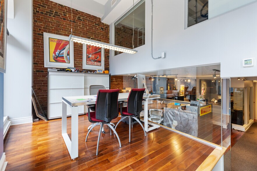 358-362 Rue Notre-Dame O, Montréal, QC en alquiler - Foto del interior - Imagen 2 de 16