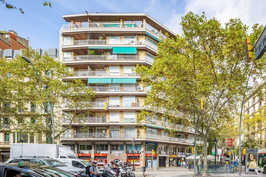 Gran Vía Corts Catalanes, 535, Barcelona, Barcelona en alquiler - Foto del edificio - Imagen 2 de 12