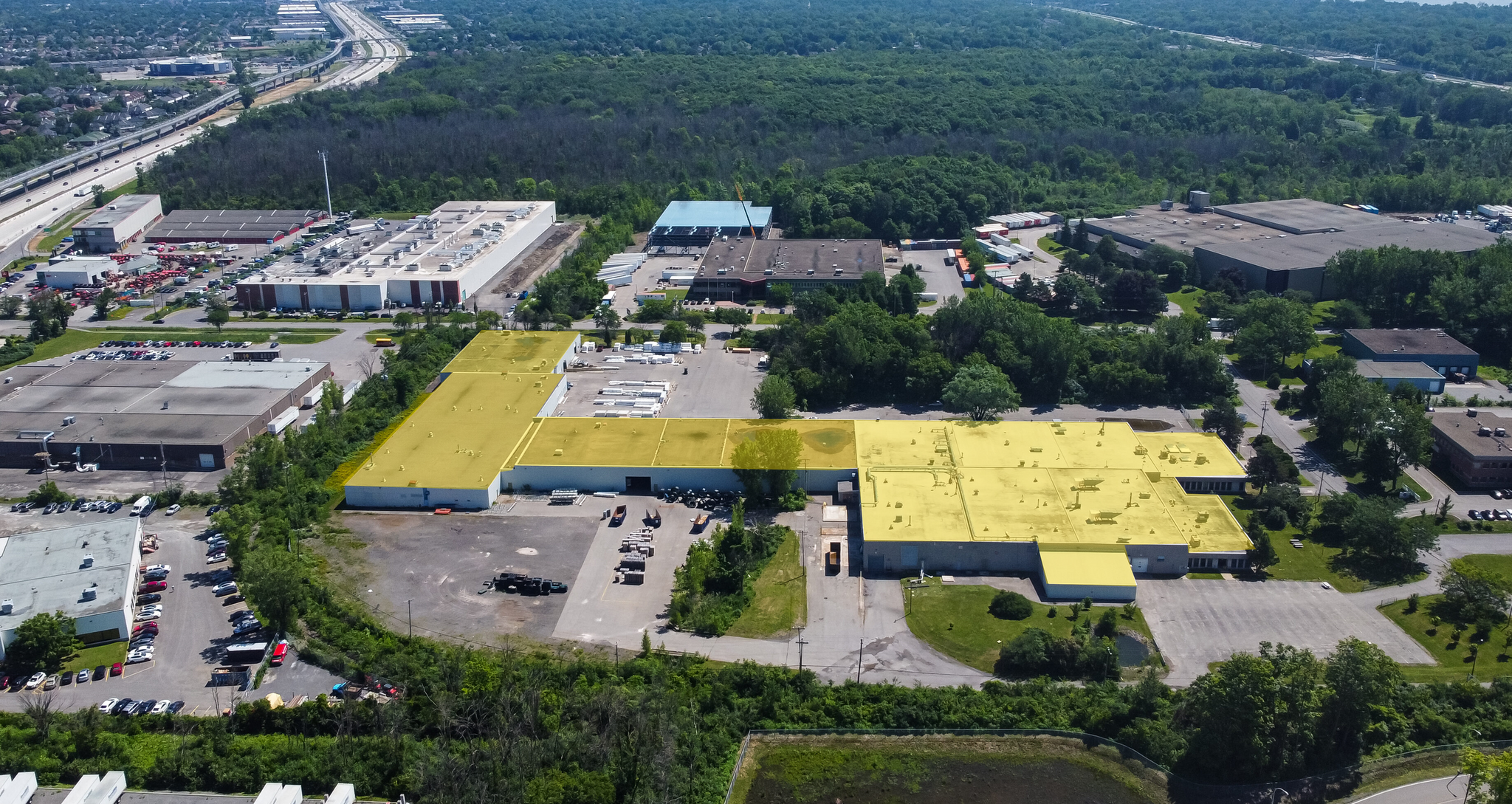 650 Av Lee, Baie-d'Urfé, QC en alquiler Foto del edificio- Imagen 1 de 12