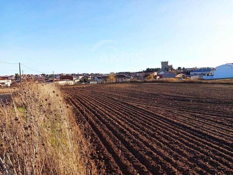 Terreno en Guadamur, Toledo en venta - Foto del edificio - Imagen 1 de 6