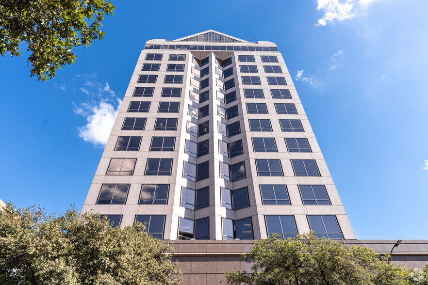 919 Congress Ave, Austin, TX en alquiler - Foto del edificio - Imagen 2 de 12