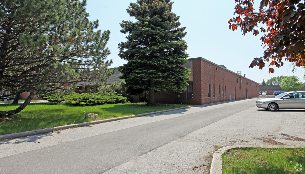 101 Bentley St, Markham, ON en alquiler - Foto del edificio - Imagen 2 de 5