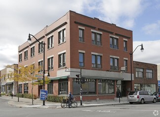 Más detalles de 5800-5804 Boul Saint-Laurent, Montréal, QC - Oficina en venta