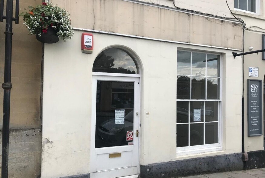 5-9 Weymouth, Warminster en venta - Foto del edificio - Imagen 2 de 2