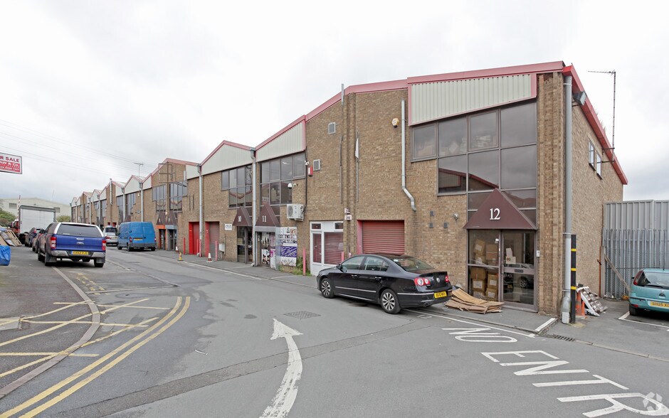 1-12 River Rd, Barking en alquiler - Foto del edificio - Imagen 2 de 5