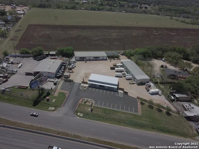 8603 US Highway 281 N, Spring Branch, TX en venta - Foto principal - Imagen 1 de 46