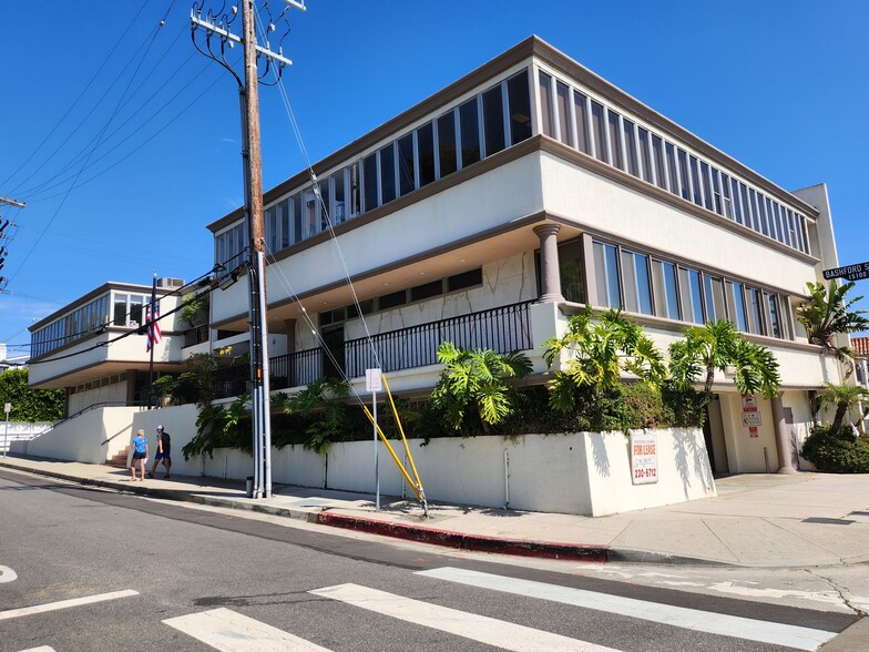 984 Monument St, Pacific Palisades, CA en alquiler - Foto del edificio - Imagen 1 de 5