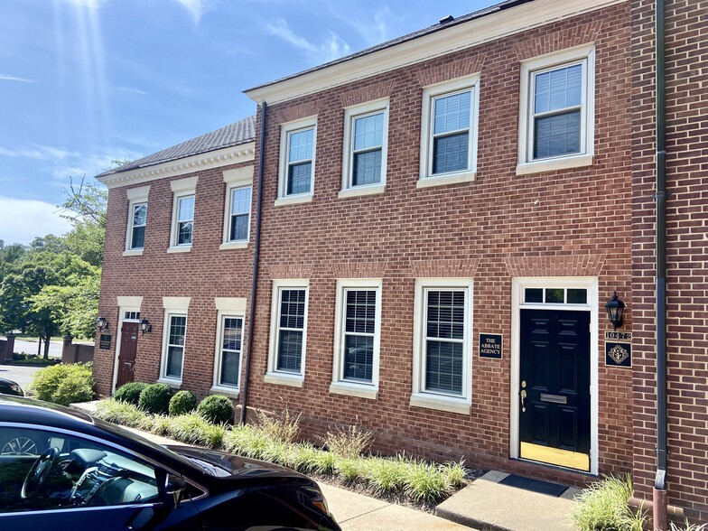 10470-10476 Armstrong St, Fairfax, VA en alquiler - Foto del edificio - Imagen 2 de 3