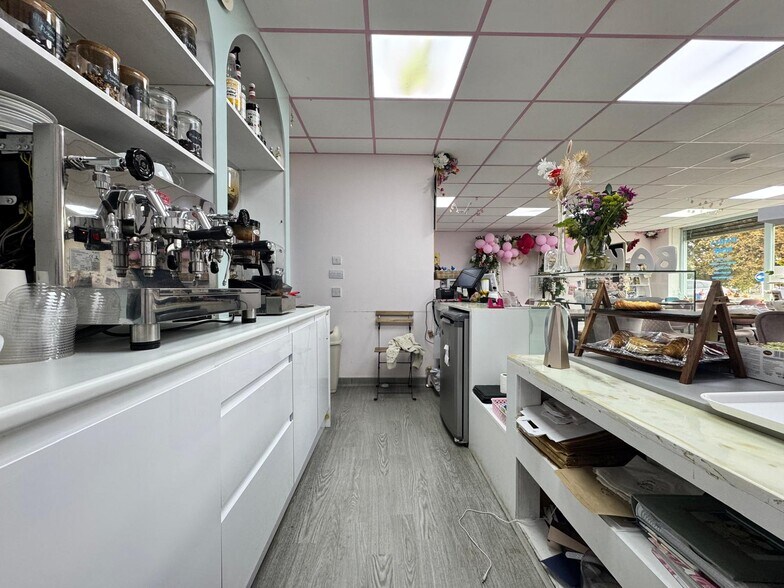 41 Highbridge St, Waltham Abbey en alquiler - Foto del interior - Imagen 2 de 11