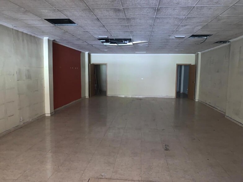 Local en SANT VICENT DEL RASPEIG en venta - Foto del edificio - Imagen 3 de 13