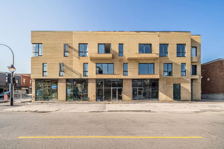 2485 Rue Bélanger, Montréal, QC en alquiler - Foto del edificio - Imagen 3 de 52