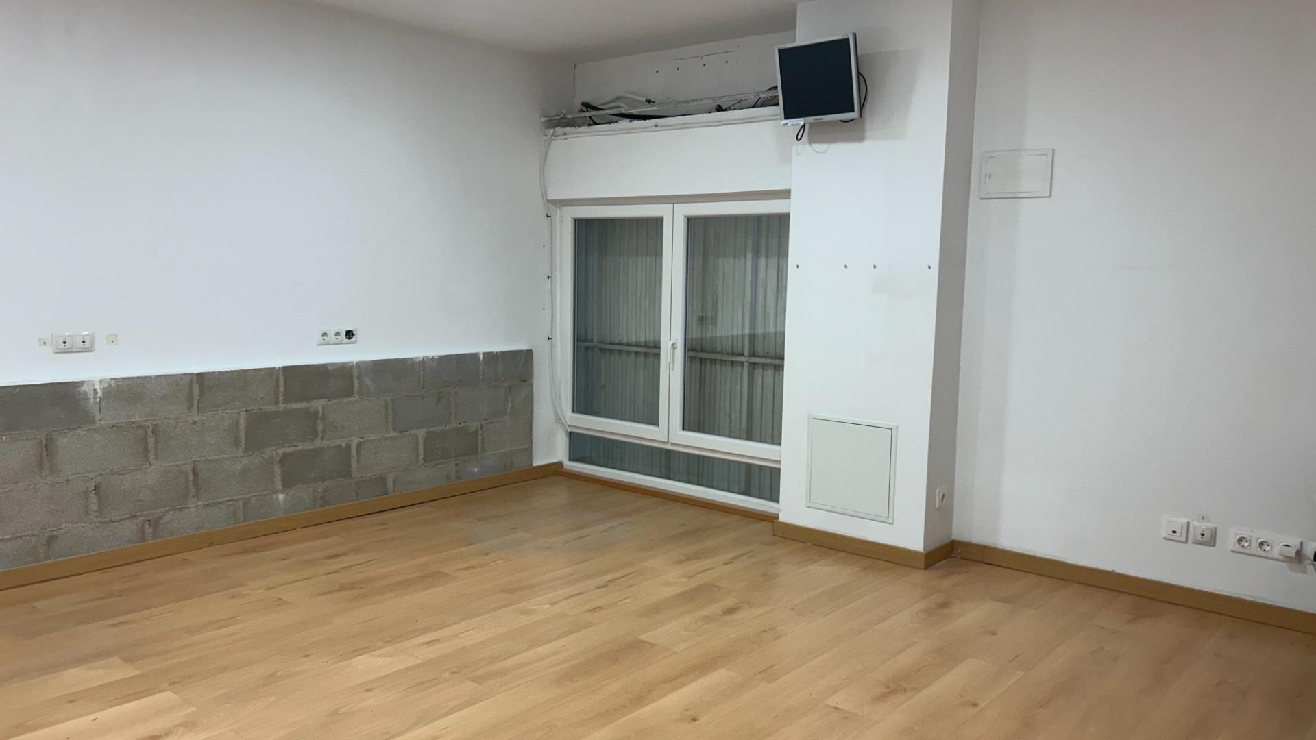 Nave en Zaragoza, Zaragoza en alquiler Foto del interior- Imagen 1 de 18