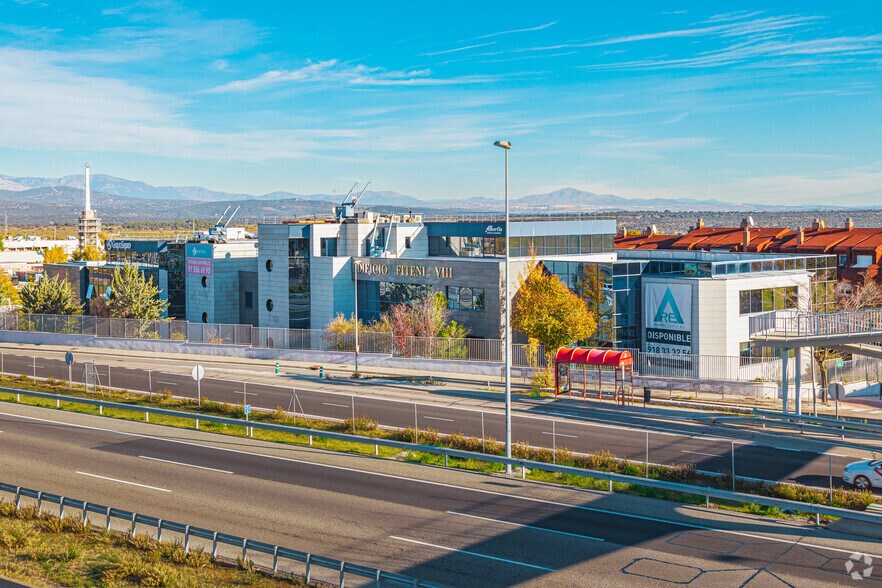 Calle Valle de Alcudia, 3, Las Rozas de Madrid, Madrid en venta - Vista aérea - Imagen 2 de 11