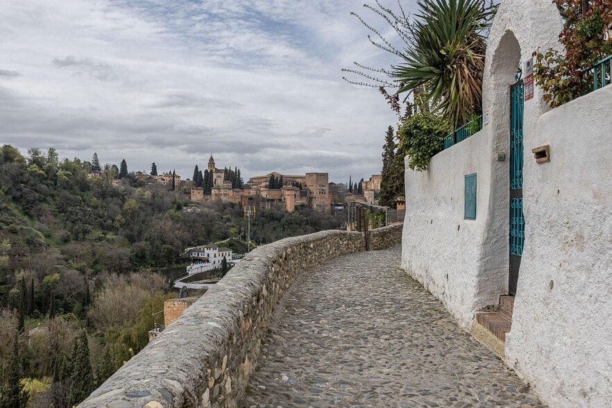 Terreno en Granada, Granada en venta - Foto del edificio - Imagen 3 de 18