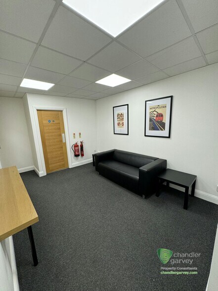 63-65 Woodside Rd, Amersham en alquiler - Foto del edificio - Imagen 3 de 12