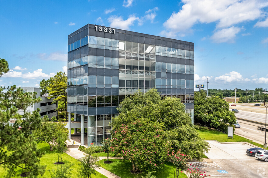 13831 Northwest Fwy, Houston, TX en alquiler - Foto del edificio - Imagen 1 de 12