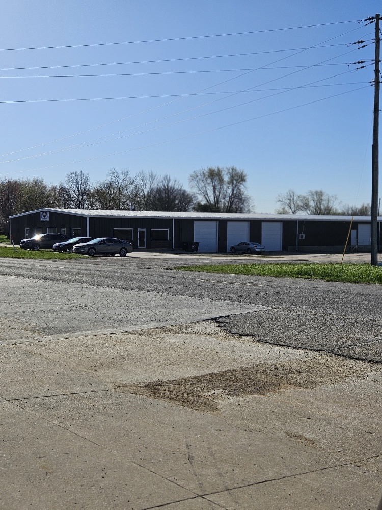 1300 W Saunders St, Mount Pleasant, IA en alquiler Foto del edificio- Imagen 1 de 31